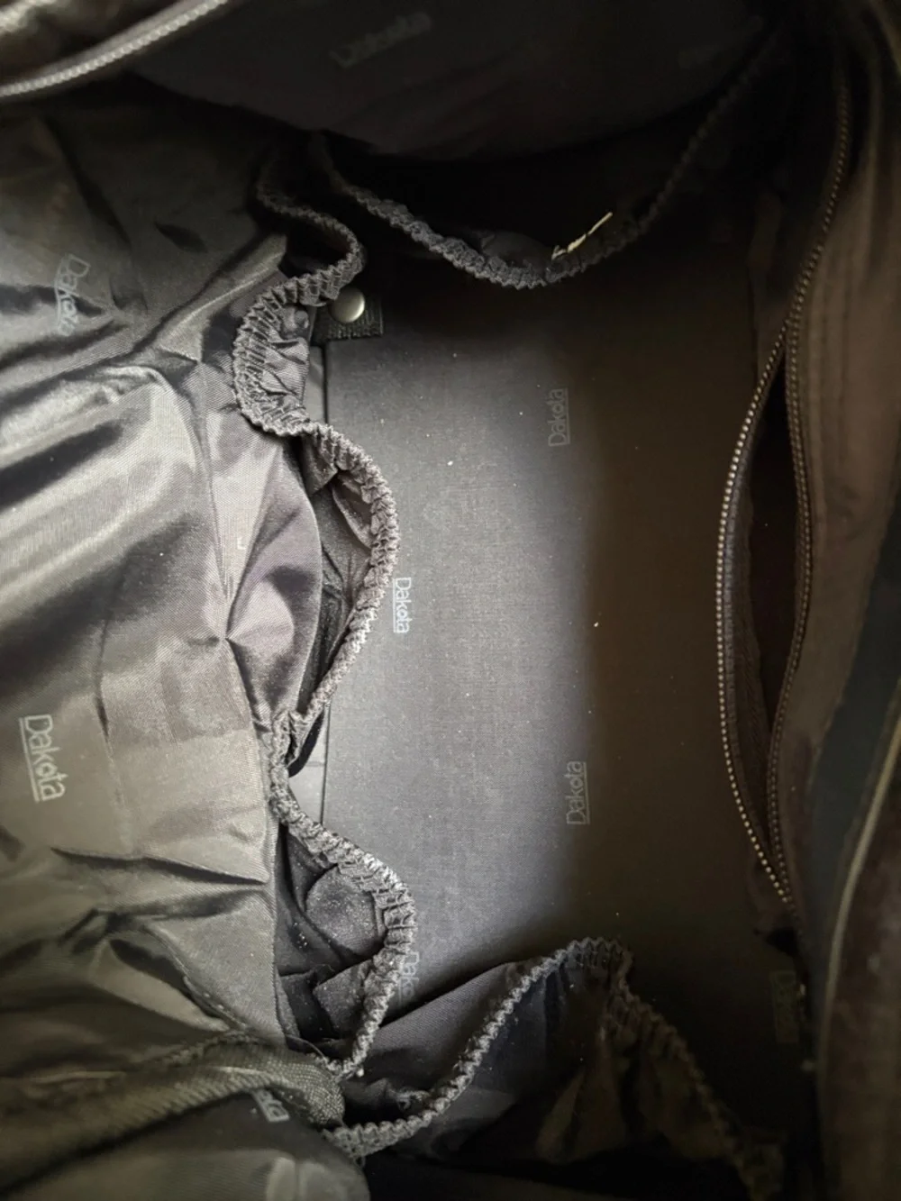 Dakota Black Ballistic Nylon Boarding Bag Multi-Pocket Duffel Trolley Sleeve
